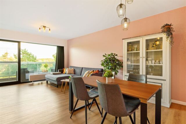 Gerenoveerd appartement met 2 slaapkamers te Merksem!
