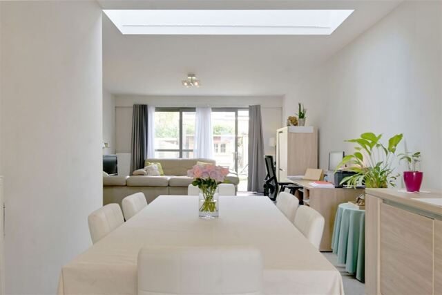 Gerenoveerde woning (2010) met 3slpk's en gezellige tuin!