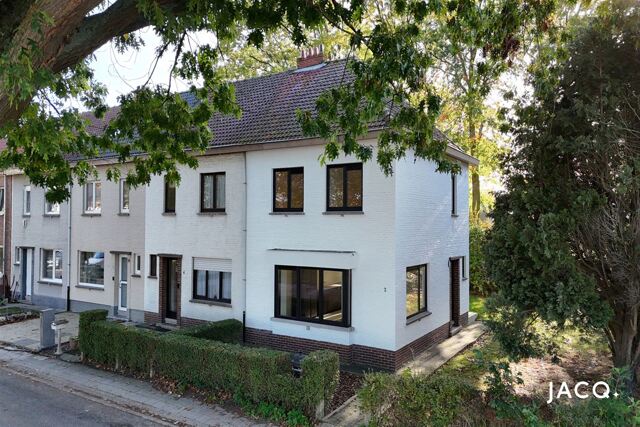 Prachtig gerenoveerde woning met 3 slaapkamers en tuin!